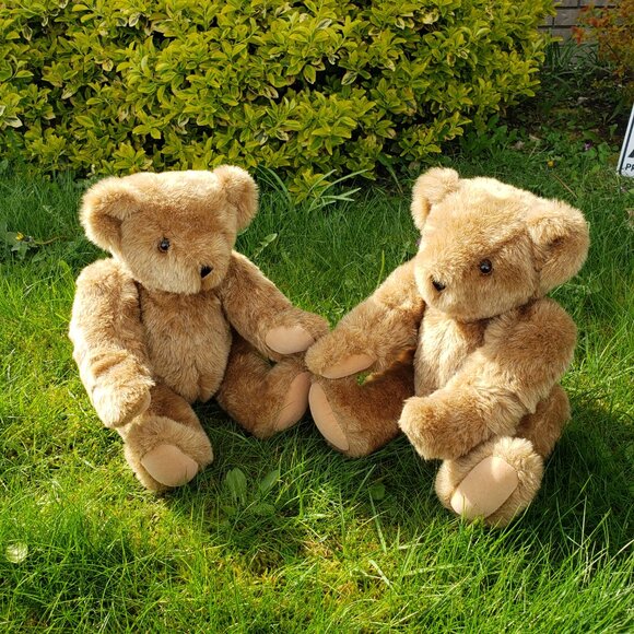 Vermont jointed bears Black Tie Event - Picture 2 of 5